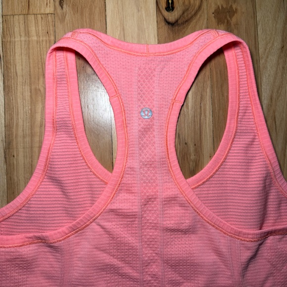 Lululemon Swiftly Tech Racerback Tank - Picture 6 of 6